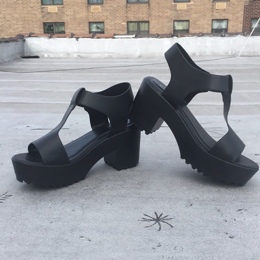 J.Adams Corby Platform Sandals 👡
